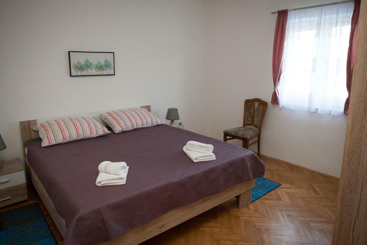 Apartman Ana Radovin Eksteriør billede